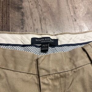 Banana Republic Men's Khaki Chinos 34x32